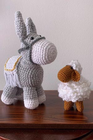 muñecos tejidos a mano, amigorumis, amigorumis de animales, amigorumis de fantasía, muñecos personalizados